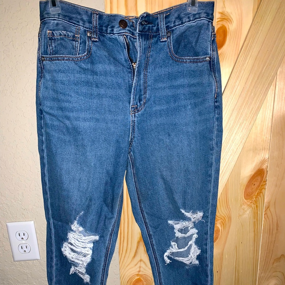 American Eagle Mom jeans